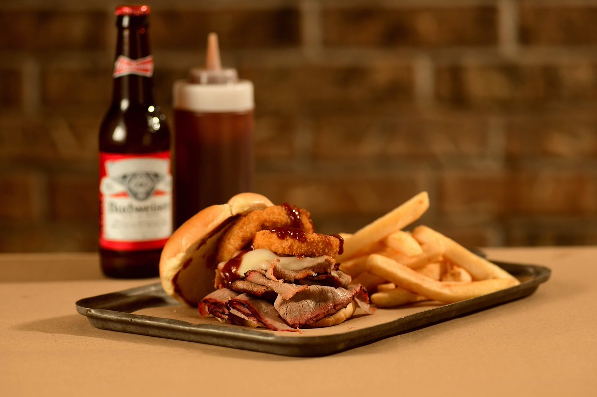ZardaBBQ's tweet photo. It's the weekend - the perfect reason to let Zarda do the cooking! Dine-in with family and friends or order Zarda to go to enjoy at home!   View our full menu and order now at https://t.co/dz4eDzd8q0

#zarda #kcbbq #zardabbq https://t.co/oUa8lxAjJc