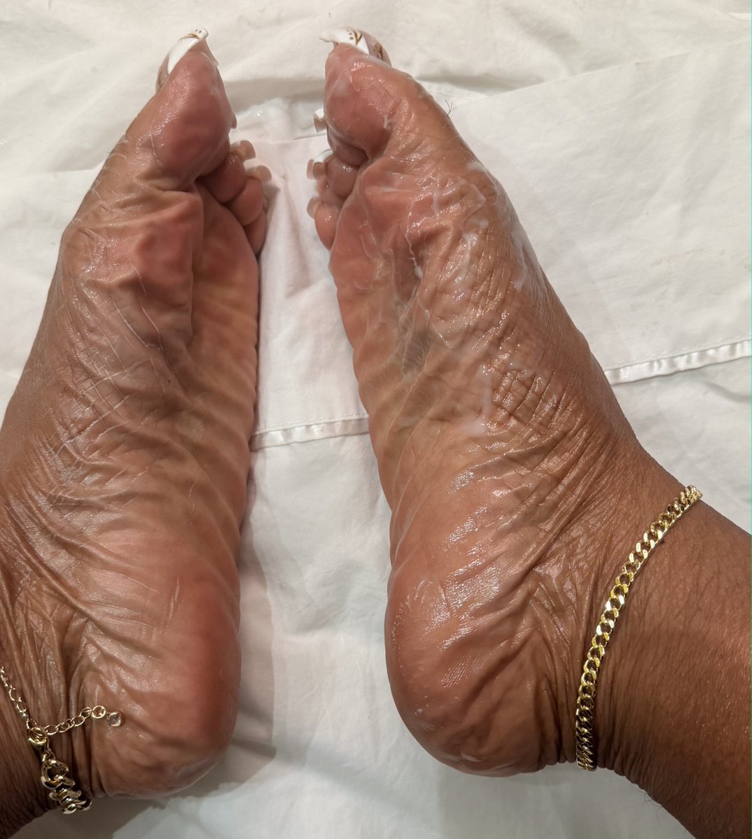 Foot lover clifff tweet media