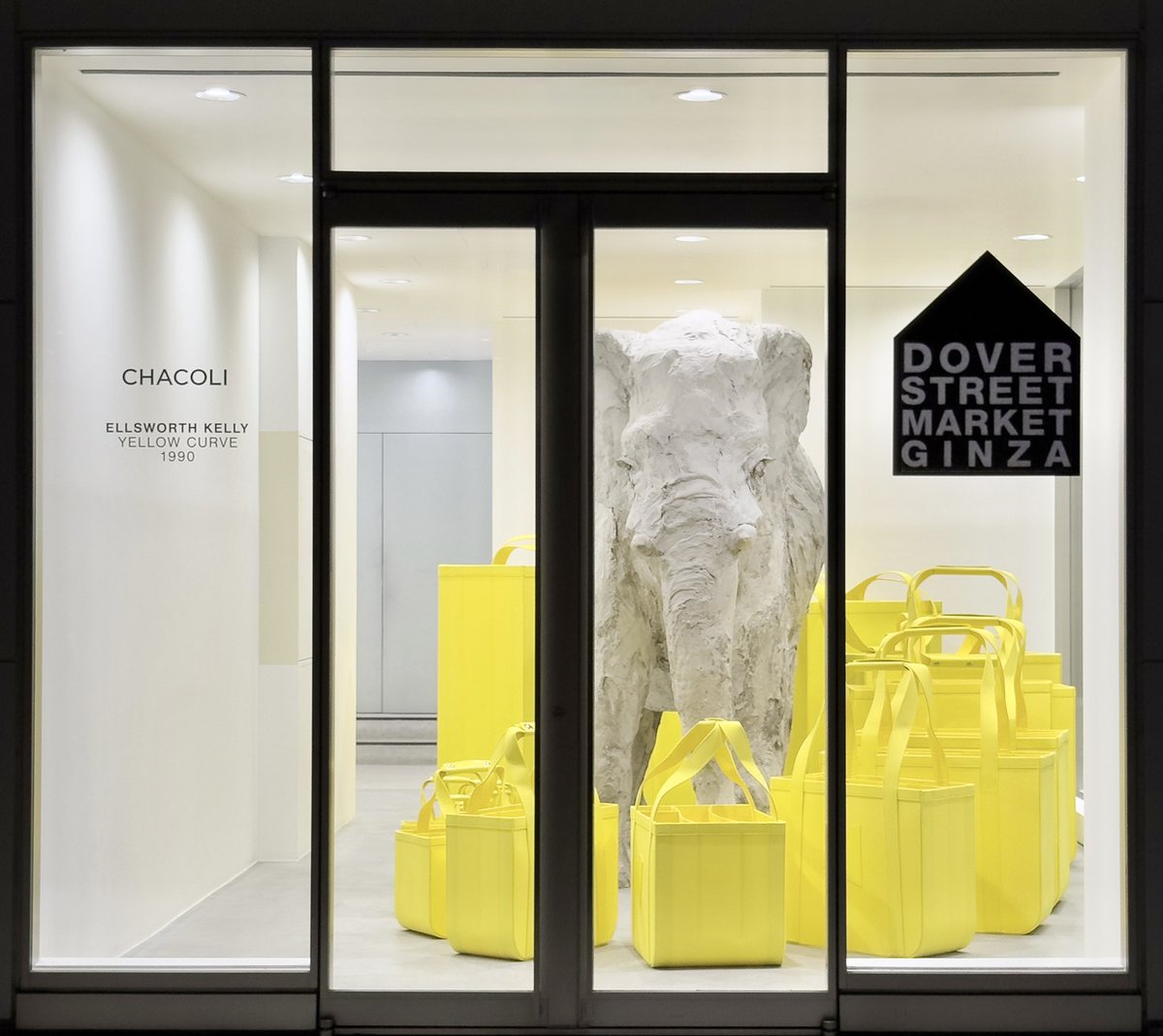 DSMGINZACDG's tweet photo. Chacoli × Ellsworth kelly “Frame Collection” Special installation has arrived at Dover Street Market Ginza 1F Elephant Space.

#doverstreetmarketginza
#chacoli https://t.co/Hh7fkvQWZ4