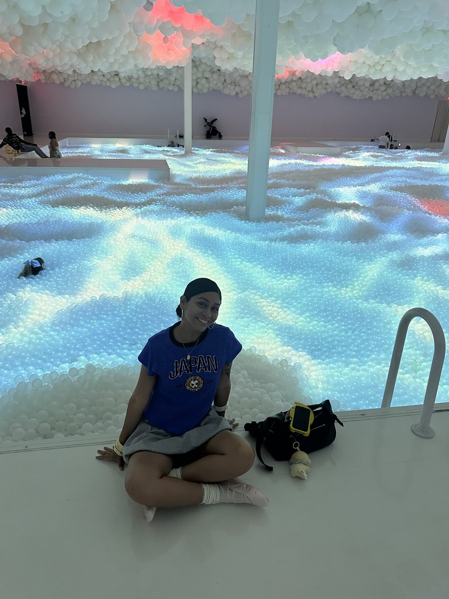 shuglyf's tweet photo. Balloon museum 🫧 https://t.co/8RHNhn7qaW