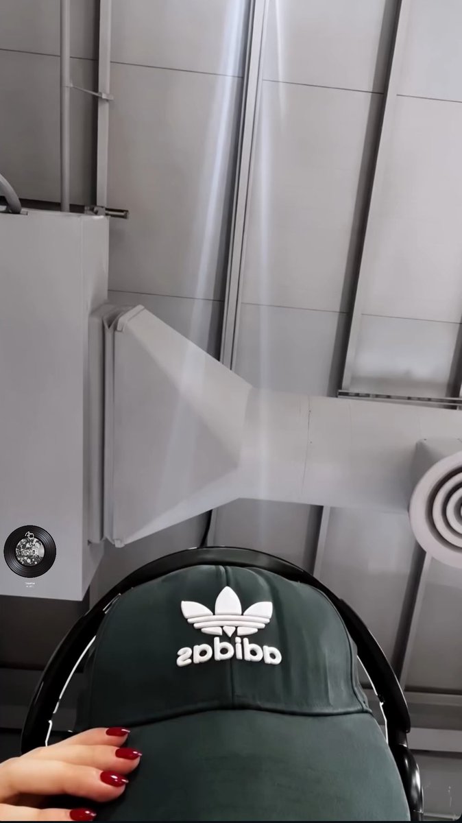 xvrrrr4's tweet photo. 🤍. https://t.co/1NlnTm0vi9