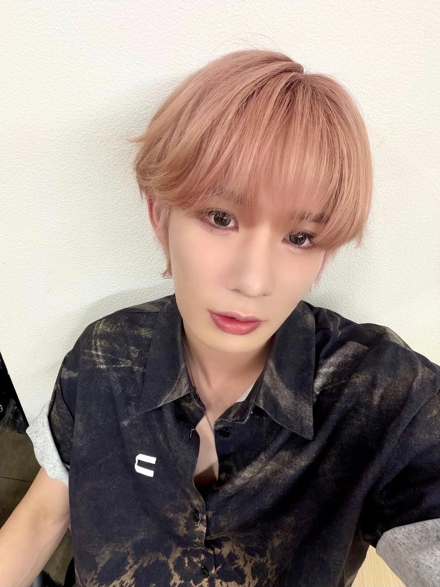 Update KBoys tweet media