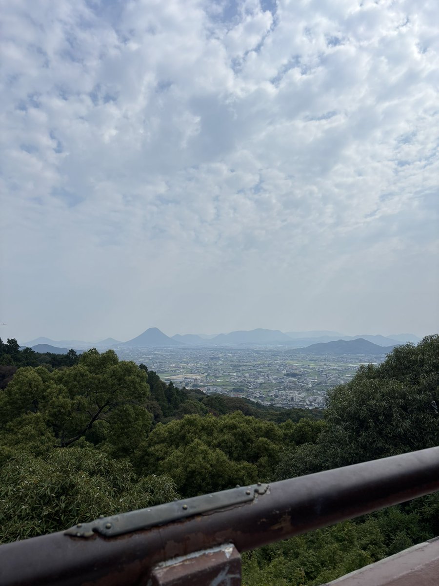 _s027sb's tweet photo. 香川初上陸！
朝から金毘羅山登ってきたけど汗だくです😂
念願のバカ一代も一鶴も美味しかった😋 https://t.co/pq31jO2ImE