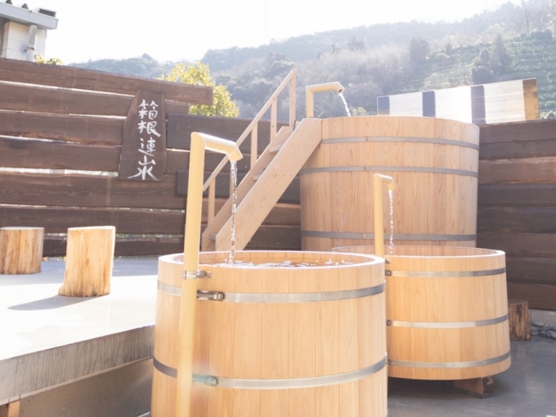 sauna_madoguchi's tweet photo. 【これだけ見ればOK】関東の薪サウナ7選🔥
① 毎日サウナ（八王子・越谷）
② 毎日サウナ東京 (幕張)
③ 山賊サウナ（小田原）
④ サウナ蒸薪（北本）
⑤ ビバークランド ロードの湯（千葉）
⑥ SAUNA NAYA（古河）
⑦ 湯どんぶり栄湯（三ノ輪）
薪サウナ好きは保存して、この三連休に使って📝 https://t.co/qVCPoQB1Xq