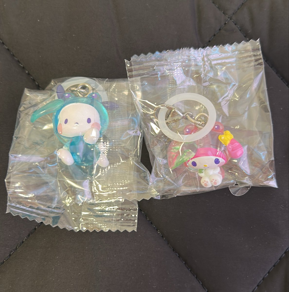yni_gy's tweet photo. サンリオキャラクターズ けろけろパーティ めじるしアクセサリー 交換 ガチャ

【譲】ポチャッコ、マイメロ

【求】同種 ポムポムプリン

郵送又は浅草周辺手渡し
お気軽にお声掛けください🙇🏻‍♀️❣️ https://t.co/tAvA5hGYXO