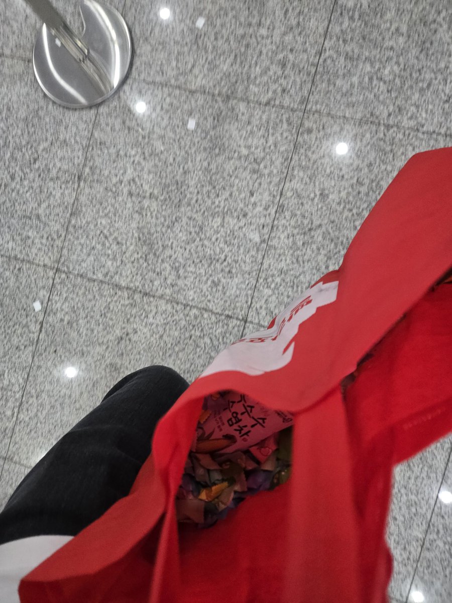 rezerofromgood's tweet photo. 킷타소 https://t.co/2TwwmC1rV4