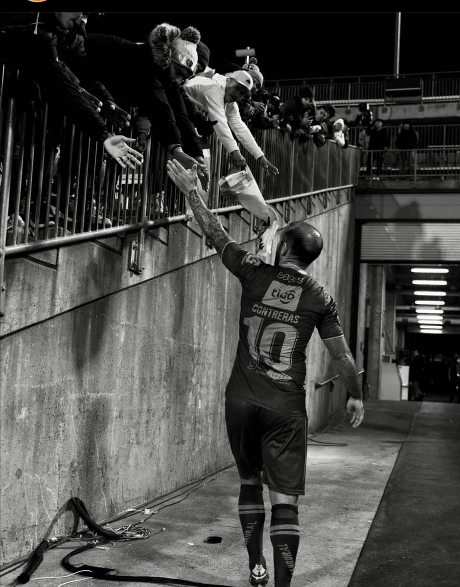 Tomiso_JF's tweet photo. Adiós Vaquero...
Gracias por tanto 🥲⚽👻🎩🏳️🏴 https://t.co/qQIcbADgEv