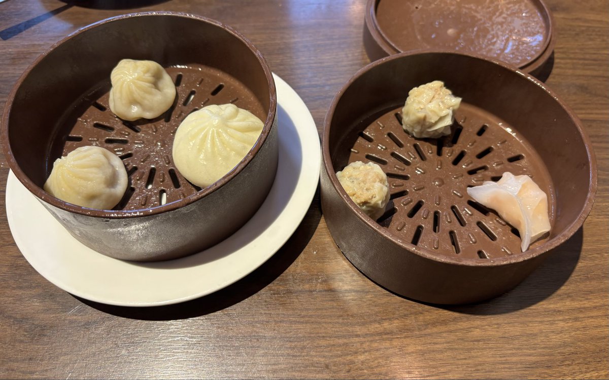 yabukuron1224's tweet photo. #りぃしゅごはん 
今日のランチはすかいらーくグループのビュッフェ！別にランチ価格じゃないから普通にたけぇ https://t.co/UVolEYcrZY