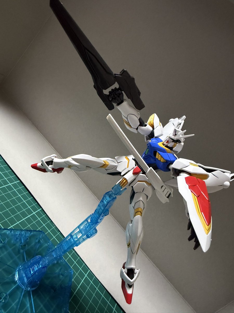 CoCoA_Mix's tweet photo. HGガンダム レギルス、完成しました！！😆
ガンダムのヒロイックさもありヴェイガン機としての不気味さも持ち合わせてるどこか不思議なカッコよさのある機体ですな！

#ガンプラ　#ガンプラ好きと繋がりたい  #ガンプラの画像を貼るとRTされると聞いて  #プラモデルライフ https://t.co/GgHxOah5GU