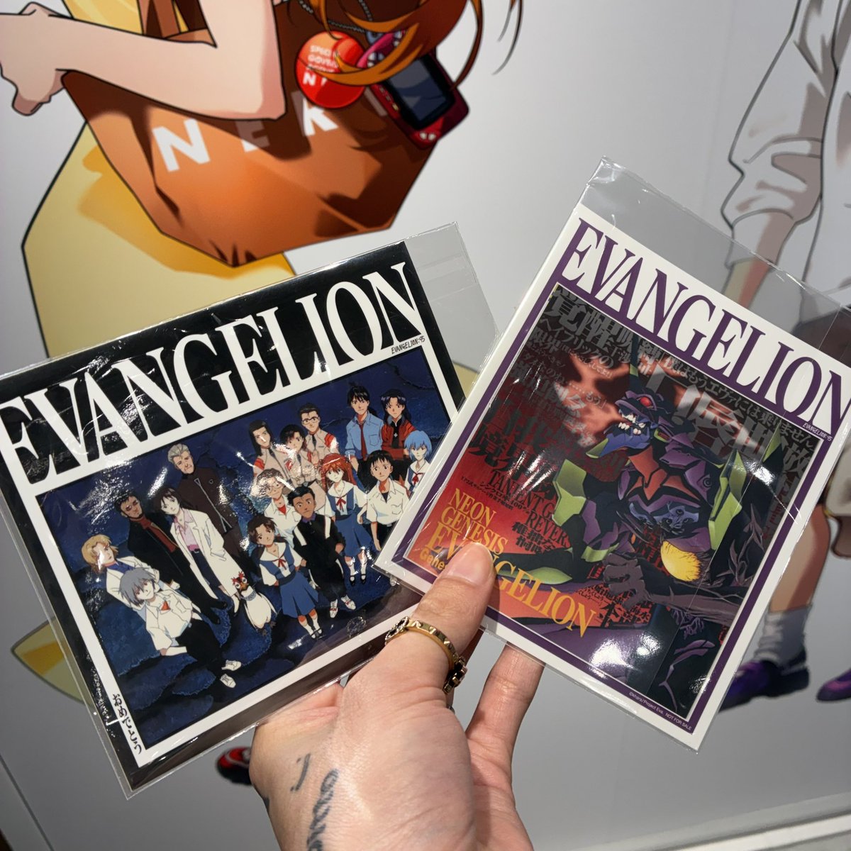 store_radioeva's tweet photo. 【EVANGELION:95】
【キャンペーン】

「LD JACKET COLLECTION」Tシャツをご購入いただくと、オリジナルステッカーをランダムで1枚プレゼント！
なくなり次第終了となります。

ご来店お待ちしております！

#RADIOEVA
#EVANGELION
#EVANGELION95 https://t.co/Lp4NNV4laT