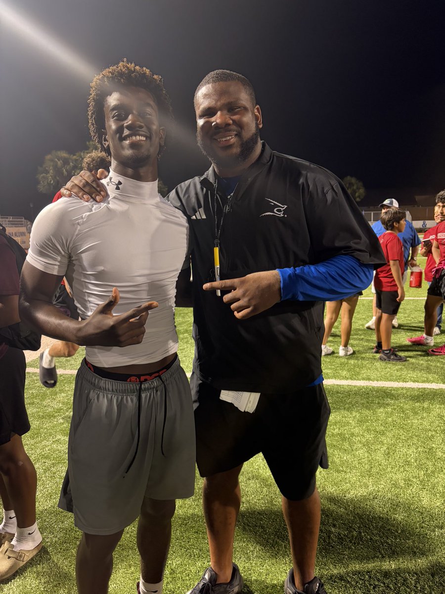 iamjarvis__'s tweet photo. Blessed to receive my 2nd offer from Texas A&amp;M Kingsville! Learned some great things here!@CoachJm0 https://t.co/upGjshyZaS