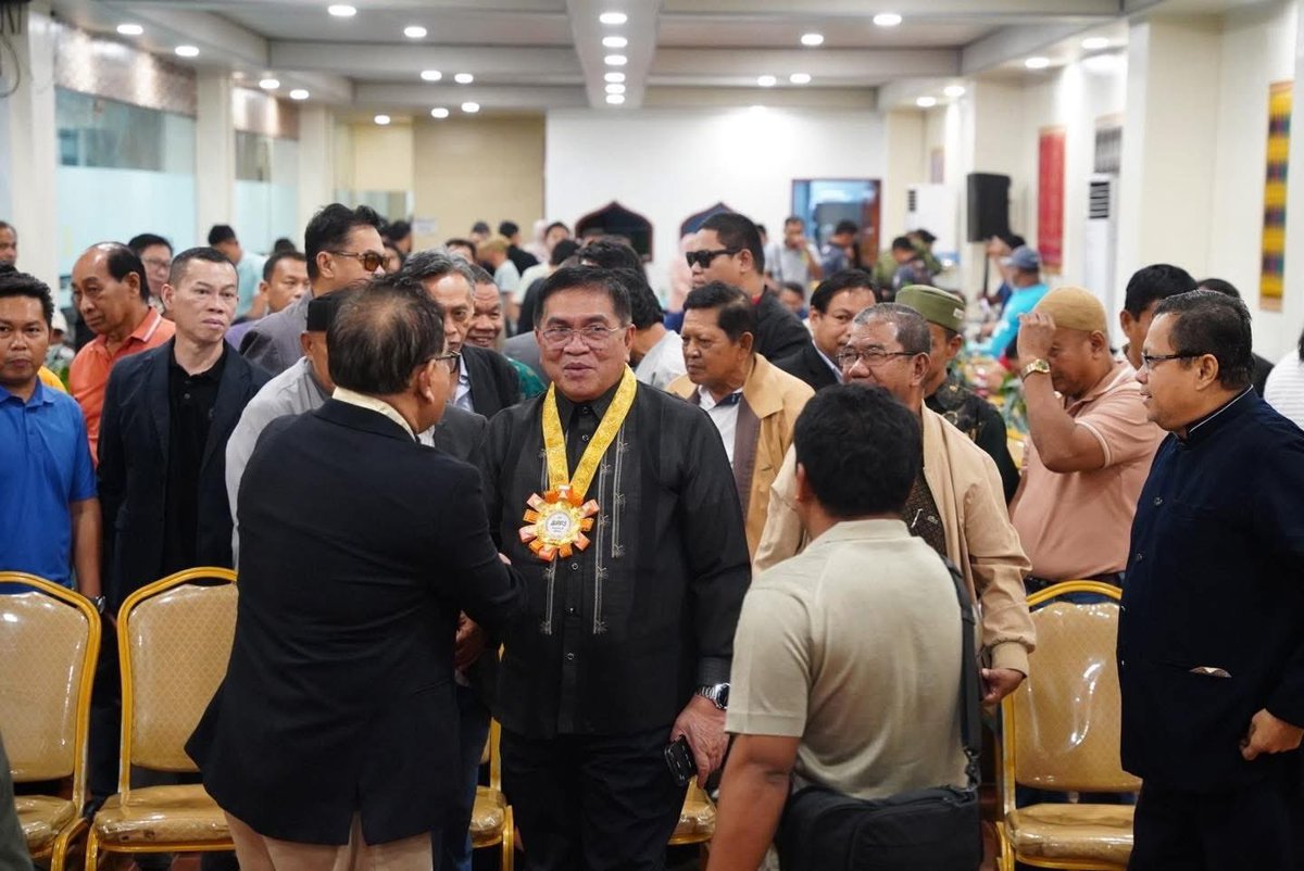 CMSammyGambar's tweet photo. I witness the induction of the officers of the Bangsamoro Initiative for Peace, Progress and Solidarity (BIPPS), an organization that encourages citizens to take an active role in the continued growth of the Bangsamoro. Their commitment reflects the importance of civic organizations in helping build a #MasMatatagNaBangsamoro.

I congratulate the newly inducted officers and encourage them to lead with integrity and dedication. I look forward to seeing BIPPS translate its commitment into meaningful action that benefits our people and strengthens our communities.

#SammyGamBARMM
#MoralGovernance
#MasMatatagNaBangsamoro