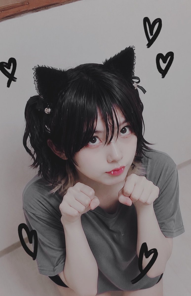 Keiyvz's tweet photo. ヤニねこに便乗して猫耳カチューシャにゃ🐱
男の娘猫にゃ🐈
#自撮り界隈
#男の娘
#中性 https://t.co/j138T7Bo5d