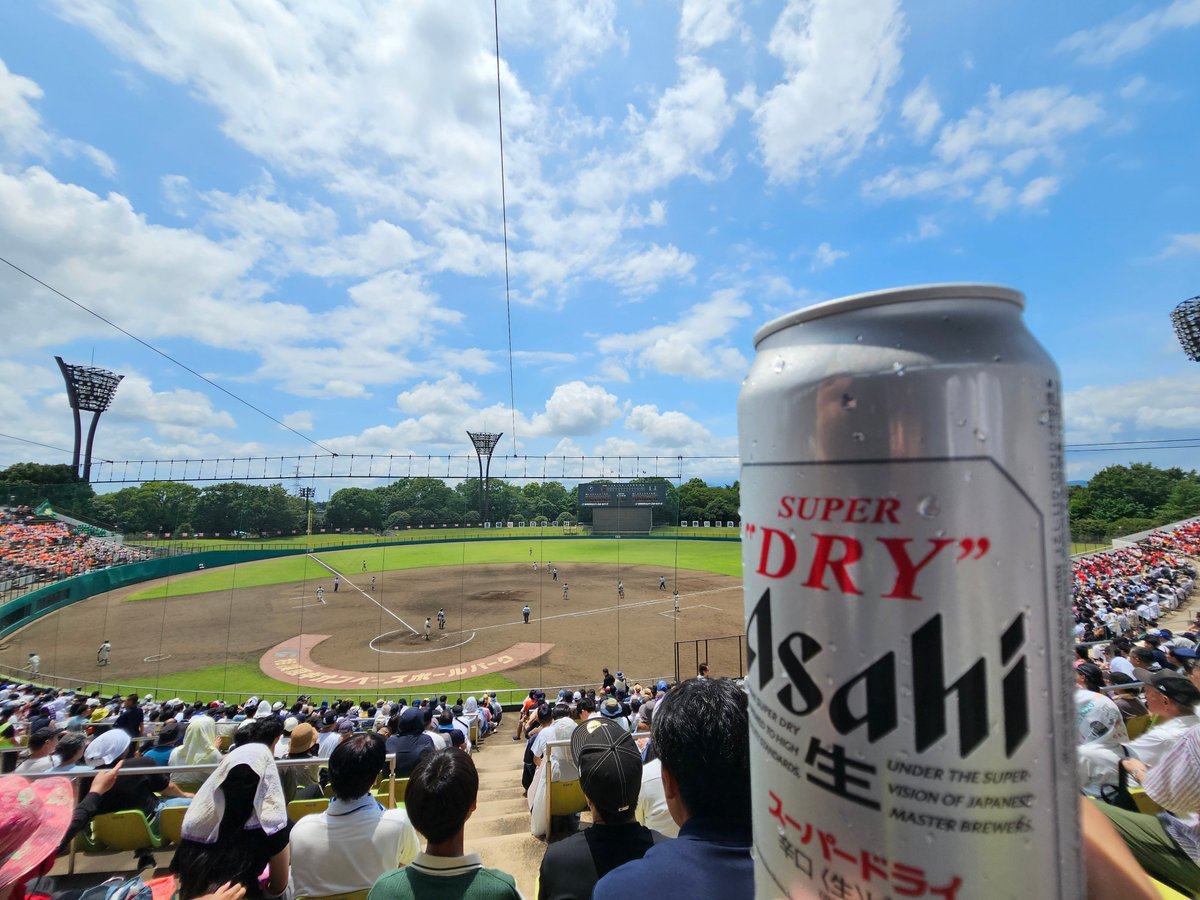 WefeeSnhc's tweet photo. 日本の夏⚾️🍺 https://t.co/2ZYZy3wVOS