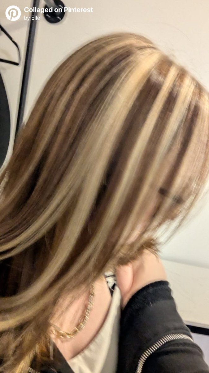 famoolan's tweet photo. @buIimicprincess I've always loved your red hair but the honey blonde suits you sooo well too plus it's always fun to change things up. Maybe you can try chunkier highlights for the honey blond so it still looks a bit edgy https://t.co/p5y95wKzLJ