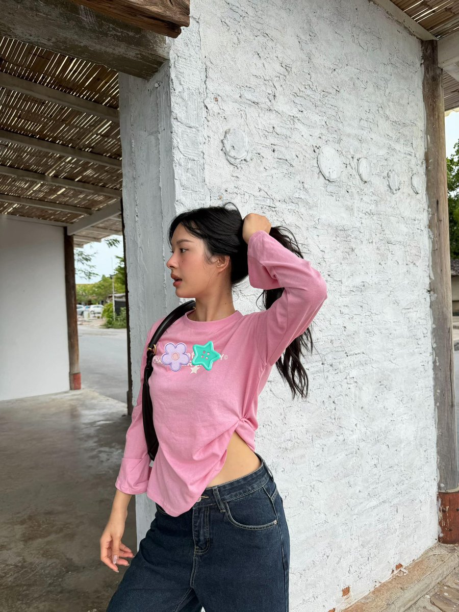 mita_kbc's tweet photo. wait whattttt😭 why this dang tiktok didn’t ring a notification for me that she is updated hhuhuhu😭😭

my god she is so hot btw😔🫶🏻

https://t.co/IgfL5EokV9

#MilkPansa #มิ้ลค์พรรษา 
#CuteButChicStyle #stylistshop https://t.co/gwZo6JQ5FY