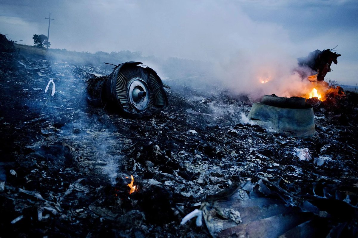 HiFlyRyan's tweet photo. #OTD In 2014: Malaysia Airlines Flight 17 (9M-MRD), a Boeing 777-2H6ER, was shot down by a Buk 9M38 surface-to-air missile transported from Russia &amp; crashed in a field near Hrabove, Donetsk Oblast, Ukraine, killing 298 occupants onboard during the 2014 Russo-Ukrainian War. https://t.co/8pPqEtbC8k