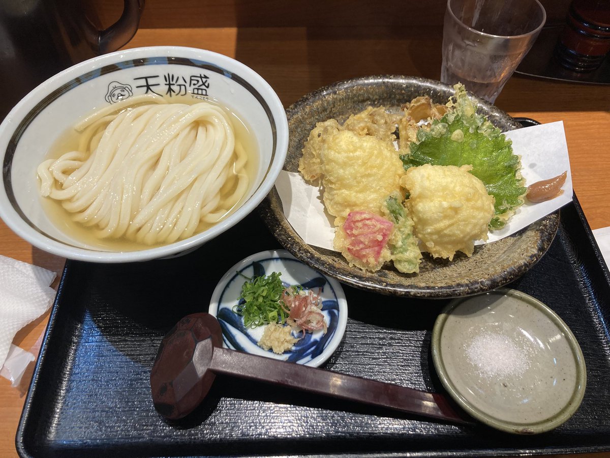 Maru32768's tweet photo. おうどん 19

手作りうどん讃岐 天粉盛 https://t.co/1lDS2TSJMM