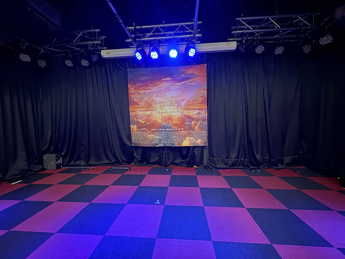 nonchasmile's tweet photo. この景色でライブ見れるのもラストかな https://t.co/ZwcOug9MMg
