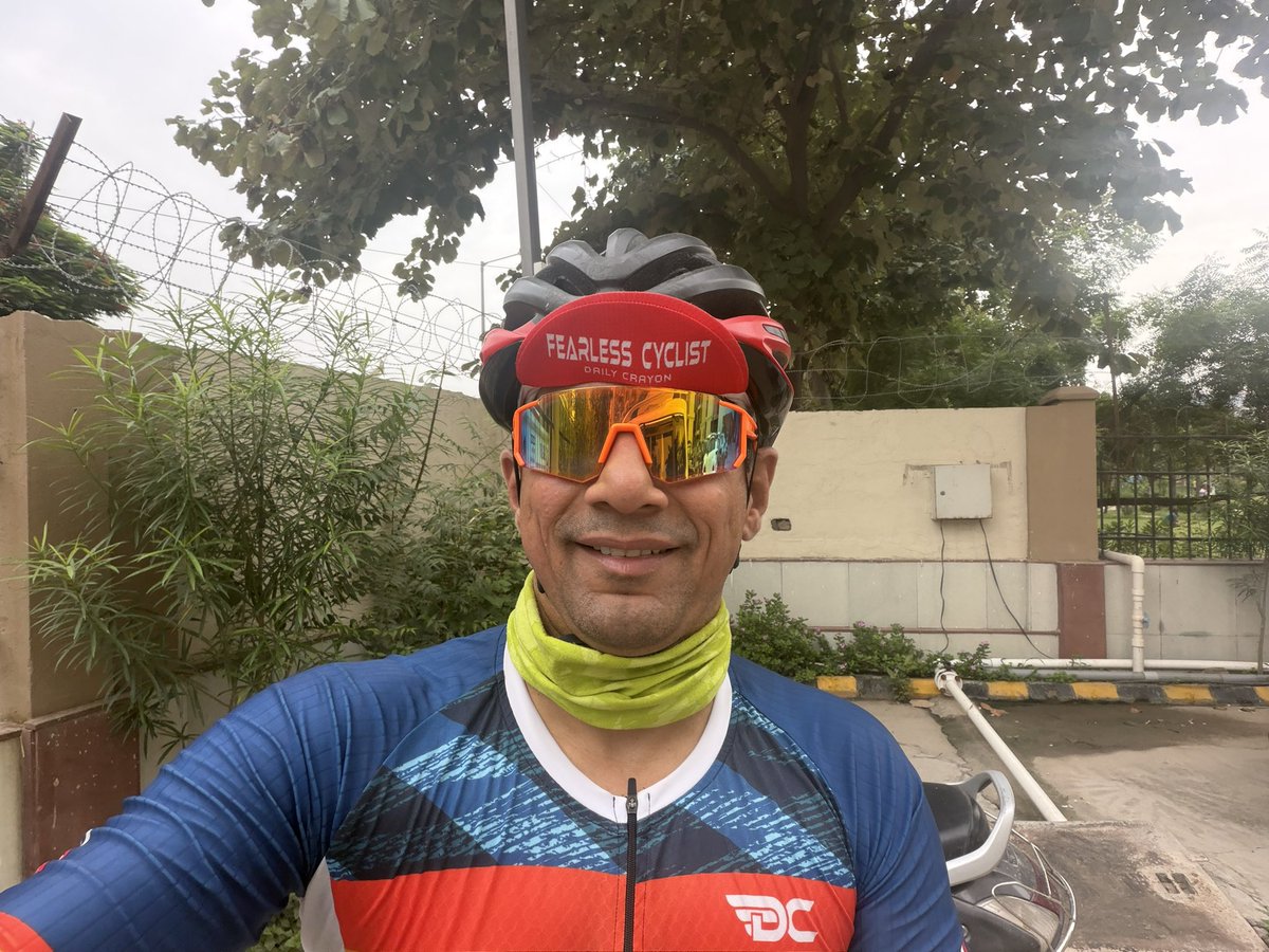 PatankarRishi's tweet photo. Saturday Duathlon
Non Stop 51 KM Ride 🚲🚴
If you’re not smiling, you’re in the wrong gear 😁
#cycling #bicycle #fitness #sports #saturday https://t.co/rhZi4RTtWd