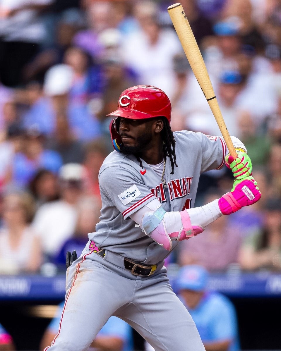 Reds's tweet photo. 4-hit night for Elly⚡️ https://t.co/d6cMeBjM5G