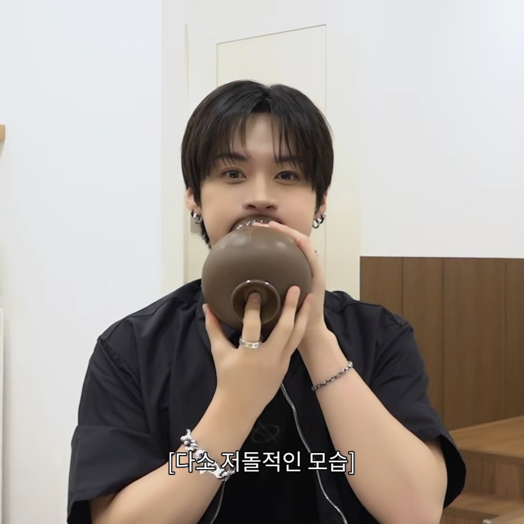 pointline_plane's tweet photo. 미노 말랑이에 관심 없는 이유: 본인이 말랑이라 https://t.co/ggbuNTLfeo