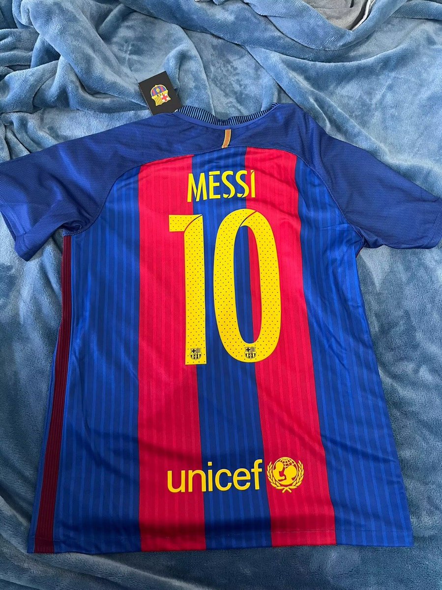 indicaMLfut's tweet photo. CAIU O PREÇO USANDO O CUPOM!💛😍 

Camisa Barcelona 2016/17 Personalizada Messi e Neymar 

Camisa:https://t.co/qFZUwxatdB

Por APENAS R$136,59 usando o Cupom OFFPRACASA https://t.co/VRW0XsfGu6
