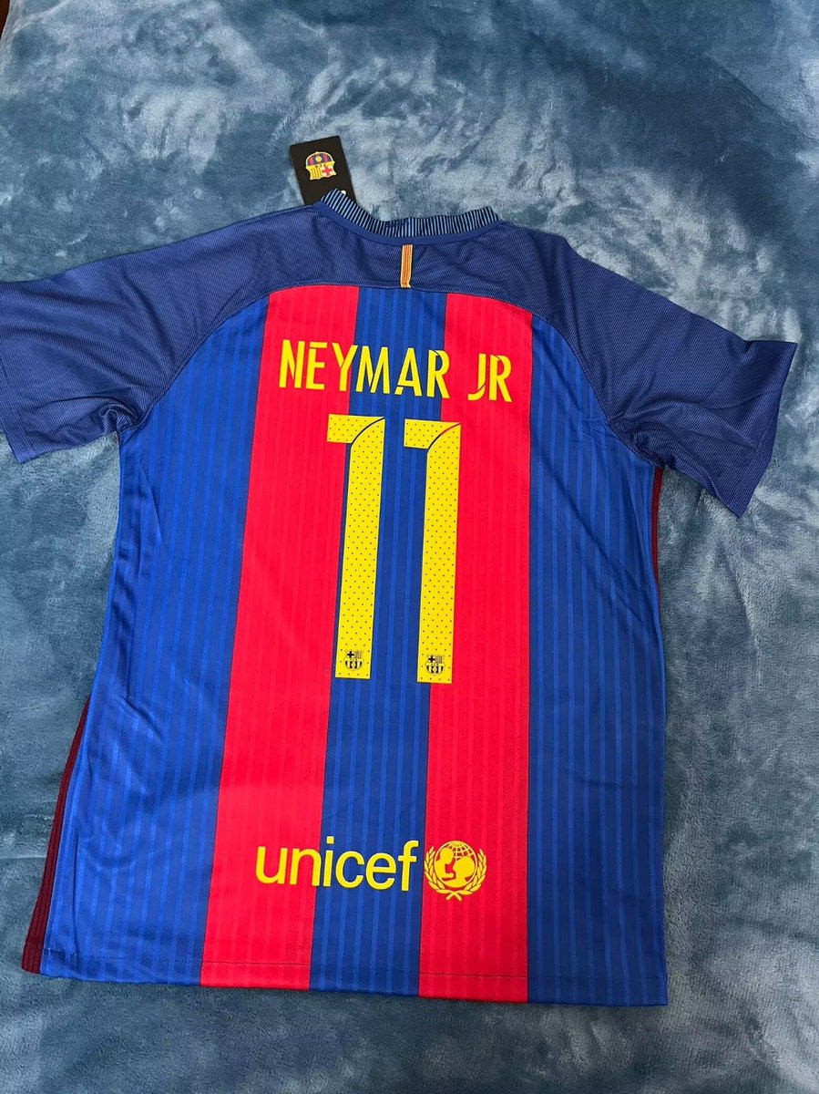 indicaMLfut's tweet photo. CAIU O PREÇO USANDO O CUPOM!💛😍 

Camisa Barcelona 2016/17 Personalizada Messi e Neymar 

Camisa:https://t.co/qFZUwxatdB

Por APENAS R$136,59 usando o Cupom OFFPRACASA https://t.co/VRW0XsfGu6