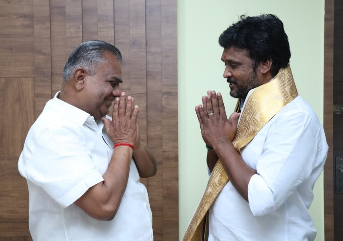 thiru_rajend's tweet photo. கழக பொதுச்செயலாளர்,மாண்புமிகு ஊரக வளர்ச்சி மற்றும் நீர்வளத்துறை அமைச்சர் அண்ணன் திரு.ஆனந்த் அவர்களுக்கு இனிய பிறந்தநாள் வாழ்த்துக்கள். 
 @TVKVijayHQ @TVKPartyHQ @TVKHQITWingOffl https://t.co/AMXeVel8FU