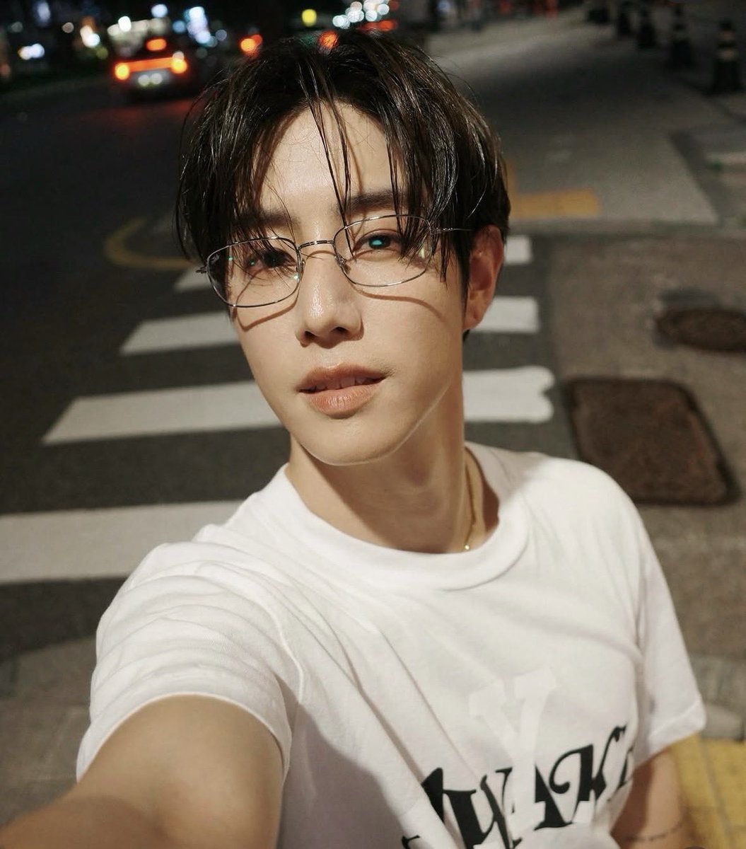 _ynworld_'s tweet photo. @marktuan ❤️໒꒱ https://t.co/Q6f96iaijp