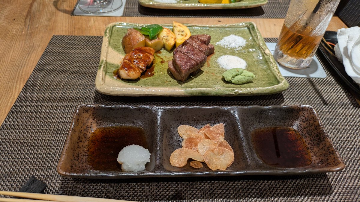 mhwroco's tweet photo. 娘にお祝いしてもらいましたー🤗
初めて食べるものが多くてびっくり😲
自分も誕生日なのにお祝いしてくれてありがとう🥹🙏🏻💖

道頓堀にミャクミャクおったんやね～ꉂ🤣𐤔 https://t.co/zkdbicx95B