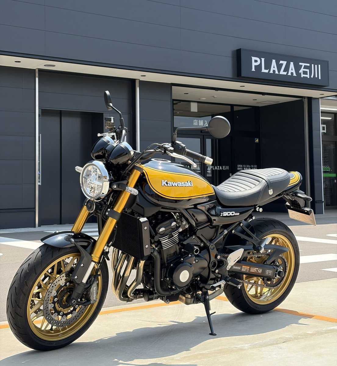 akane_10r's tweet photo. 突然のご報告になります
10RからZ900RS SEに乗り換えました😊
今後とも宜しくお願いします🙇✨ https://t.co/5Z1Mh42qnT