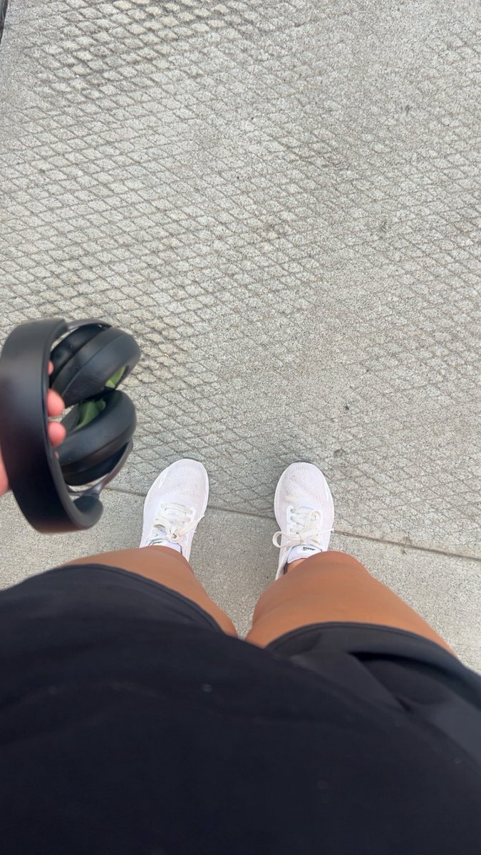 jennagon's tweet photo. 💪 https://t.co/TIOyOs1Q78