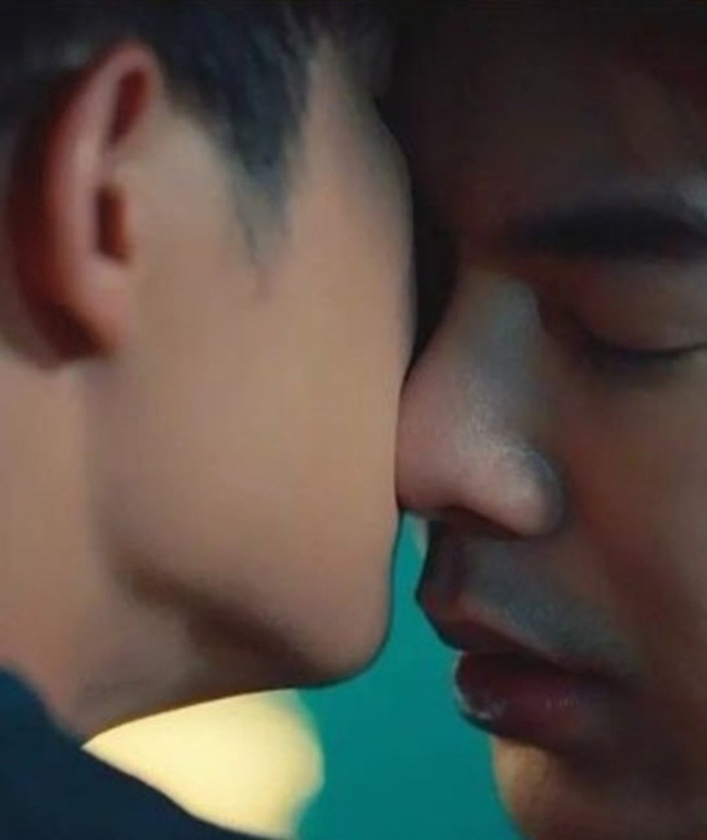 cAlex_BillyBabe's tweet photo. I'm sorry... but I really miss PhayuTharn... 🥺
#BillyBabe
#theSign https://t.co/hw7CdIpE73