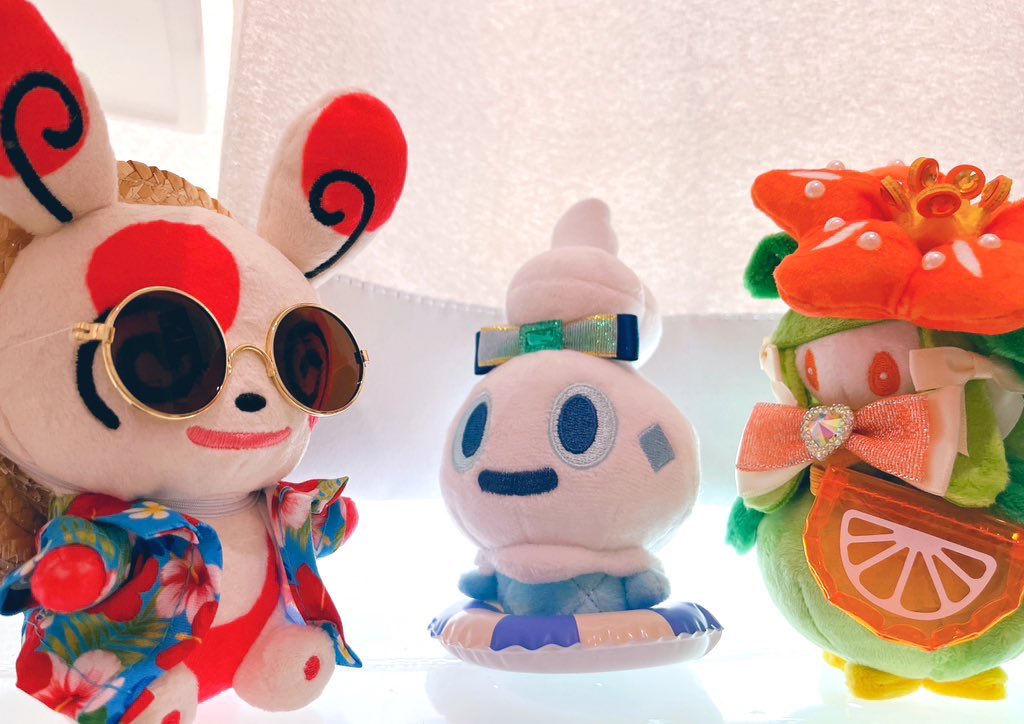 LetsGO_045's tweet photo. 🍦夏きた？きたの？
🌀きた！もうゼッタイ夏！
🏵️わたし海いきたいなぁ〜！

#ポケモンfit #ポケぬい https://t.co/Bb6RoWXoQs