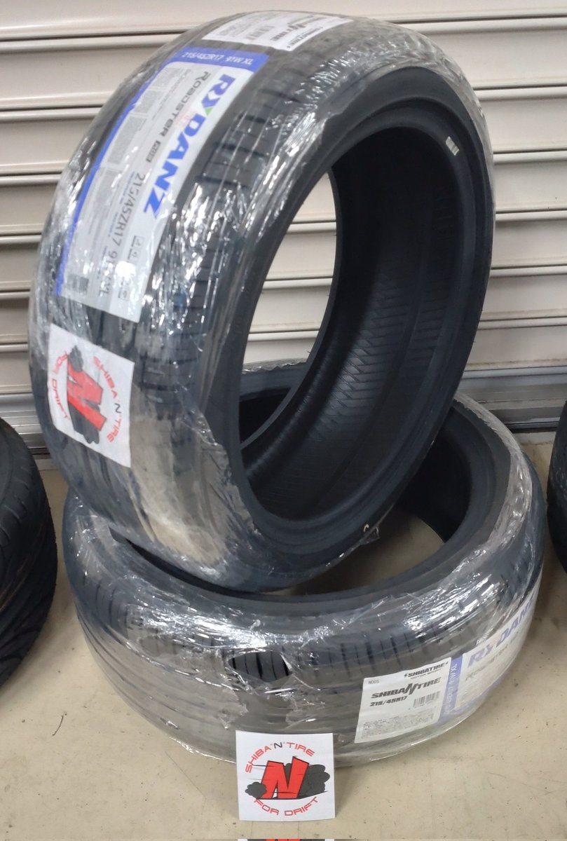 NAdaisukiojisan's tweet photo. 215/45R17 ドリケツ比較2026夏
SHIBATIRE シバNタイヤ
①ライフ 8点
②剥がれにくさ 3点
③縦グリップ力(非ﾎｲﾙｽﾋﾟﾝ) 5点
④横グリップ力(旋回) 4点 発熱時3点
⑤剛性感 5点
⑥扱いやすさ 7点
⑦用途・レベル
基礎練習〜3速進入可能 煙少な目
縦→横の癖少し有
・初級〜中級 連続周回で剥離発生 https://t.co/pmEQctmbs3