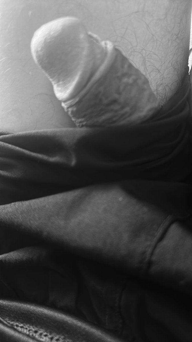 MrHDaddy's tweet photo. Damn. Hate being horny when Im all alone for the weekend. This needs to be inside. ;) #sghorny #hornysg #sgnsfw #nsfwsg #sgsex https://t.co/cv18nuLXkT