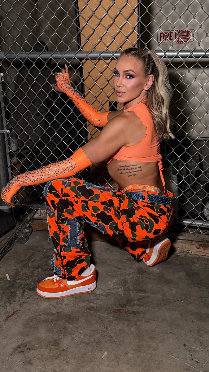 MsCharlotteWWE's tweet photo. Ohโฆ.. she lost?
Wild. https://t.co/2Hb1voJP19