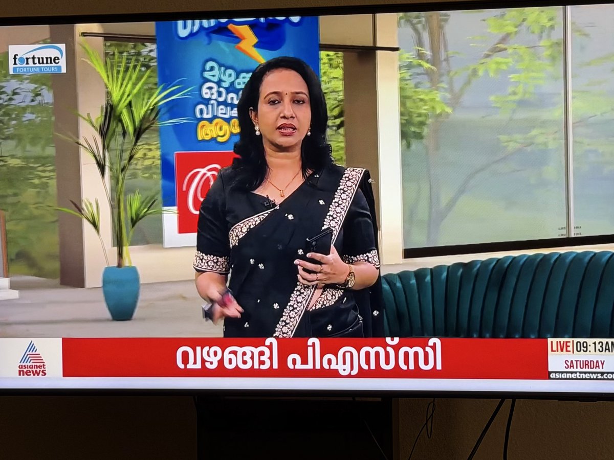 sreeinfo's tweet photo. @AsianetNewsML rightnow #jantarmantar #studentsprotest #cjp https://t.co/JRI7hF5HmW