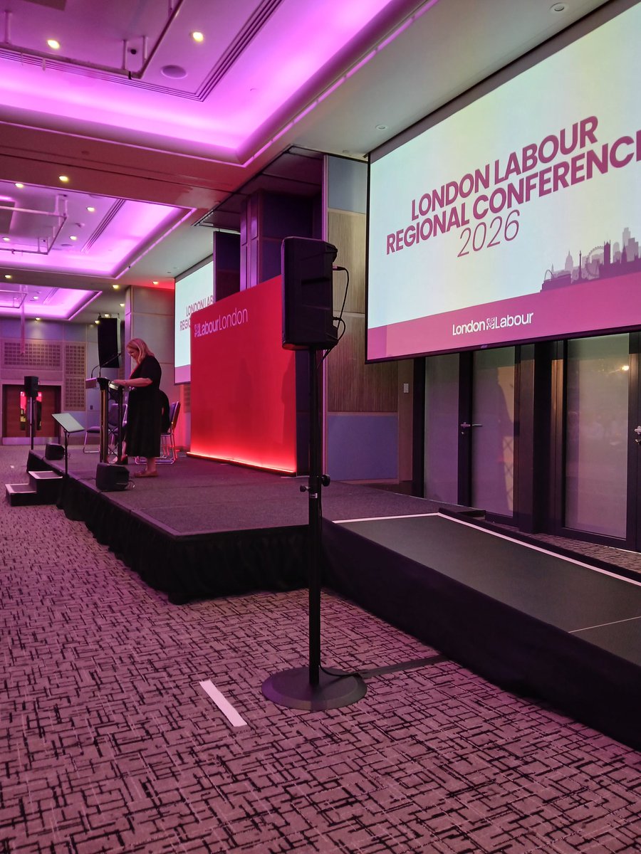 grayee's tweet photo. At start of @londonlabour regional conference with the #labourlink @unisontheunion delegation. Maggi Fermcomb, as chair opens. @unisonglr @anuox @marcelabenede10 https://t.co/PRGuRrTp3T