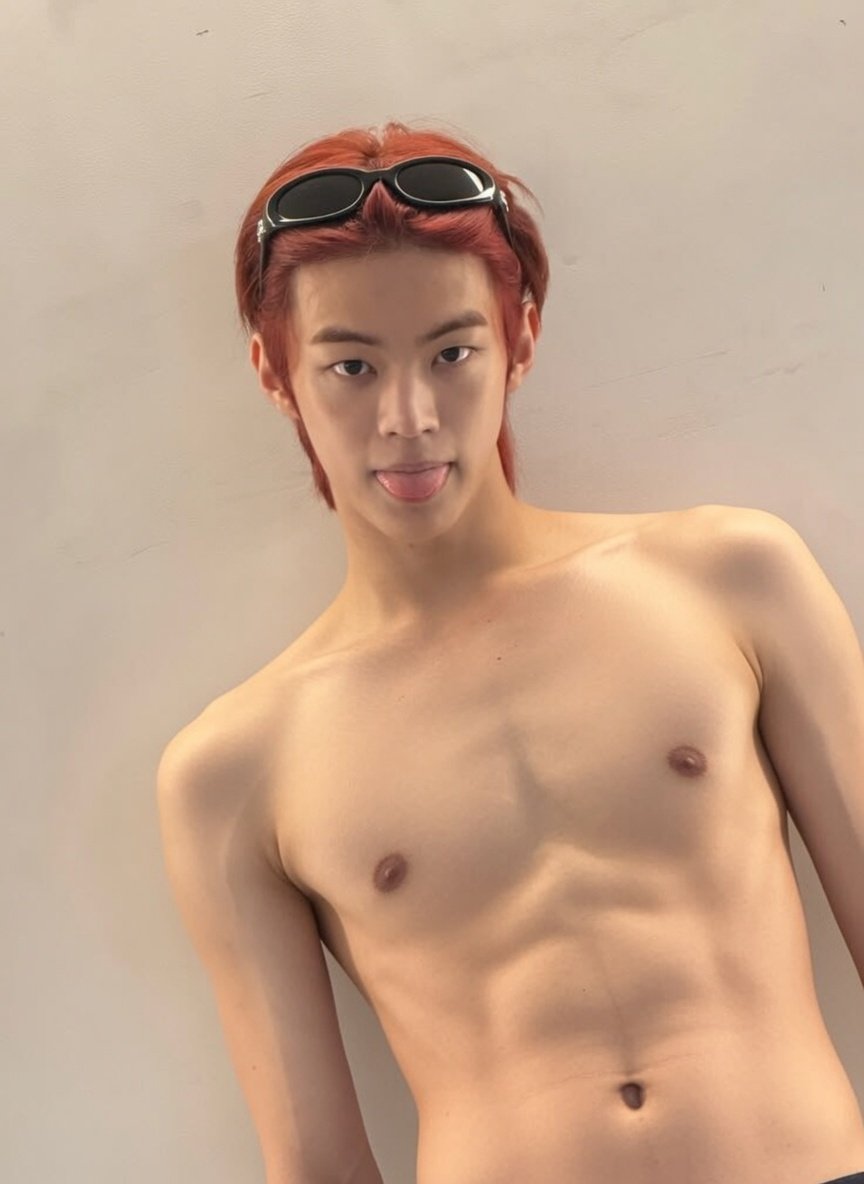 ondarchivez's tweet photo. red hair suits you well, D0H00N-ah https://t.co/8N8FyS2pOg