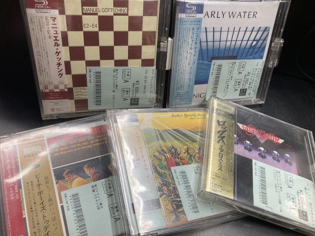 dp4_diskunion's tweet photo. 【7/18(土)ROCK中古CD新入荷情報】
SACDやSHM-CD紙ジャケットなど高音質CDが一挙入荷!
少量ではありますが、もれなく未開封品、あるいは美品となってます!必見!
ROCK中古CD新入荷コーナーにて展示中です。
この機会をお見逃しなく!!!
#SACD #SHMCD #紙ジャケ #ROCKinTOKYO https://t.co/hQjIDe2yyV