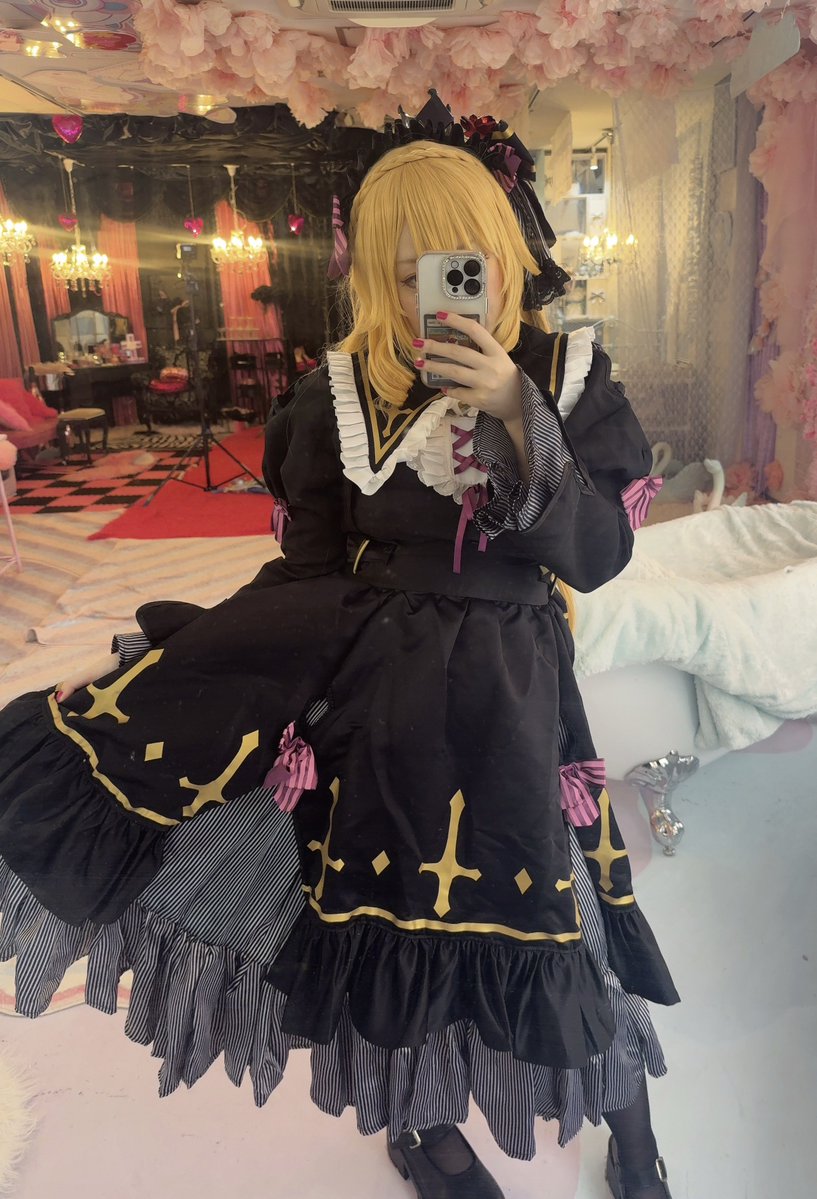 sui0925's tweet photo. 久々に🌙のコスプレしてきたぞ https://t.co/pyOeAT8DYo