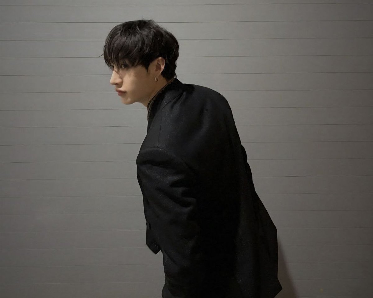 straygazerrr_'s tweet photo. what happened that night
- je0ngchn 🦊🐺
- 34k (66k total)
- chapters 2/2
- best friend's brother, accidentally married

🔗: https://t.co/dQarxQIU6t https://t.co/WxLS8wM8V0