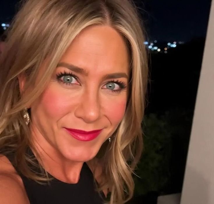 Jennifer Aniston tweet media