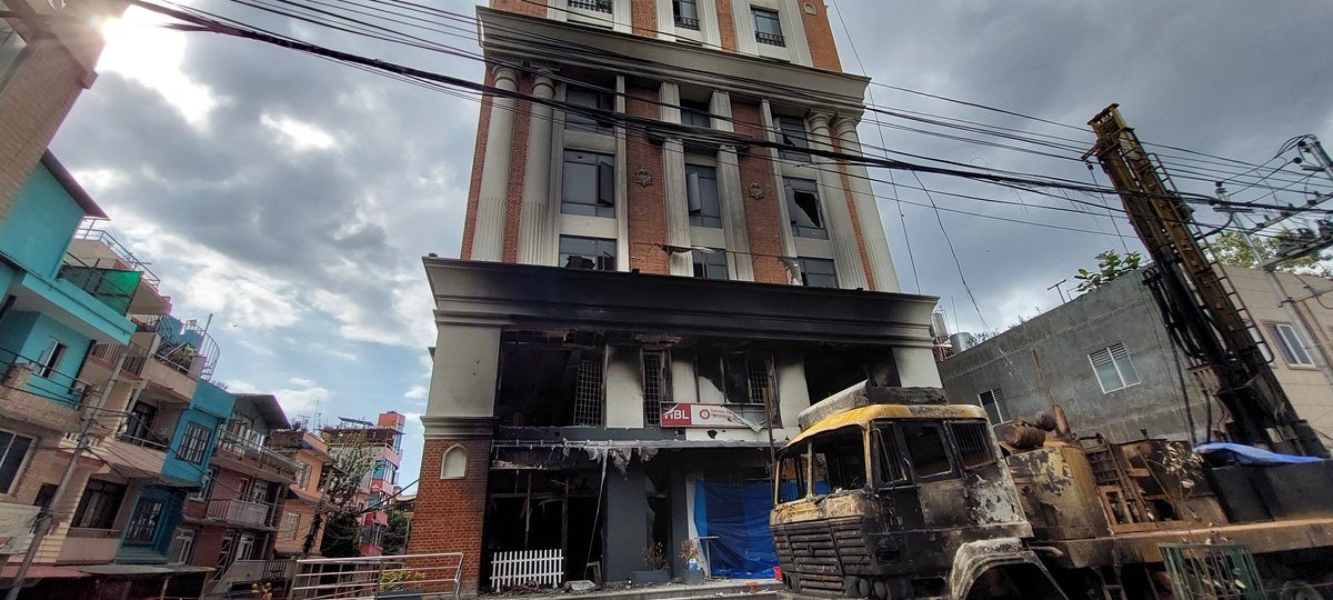 DilipDhakal's tweet photo. @sanzinme The morning after. #HimalayanJava #HimalayanBank #Battisputali https://t.co/kye6bulDax