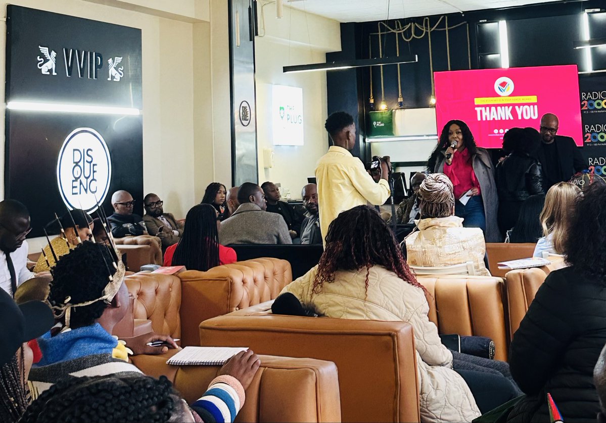 ProudlySA's tweet photo. Still bringing the energy from Soweto! 🔥🇿🇦Entrepreneurs are networking, learning and unlocking new opportunities at the @Radio2000_ZA Level Up seminar.

Attendees prepare for the next phase of the programme, interactive breakout sessions and Q&A discussions with industry experts. 🇿🇦

#LovedHereMadeHere