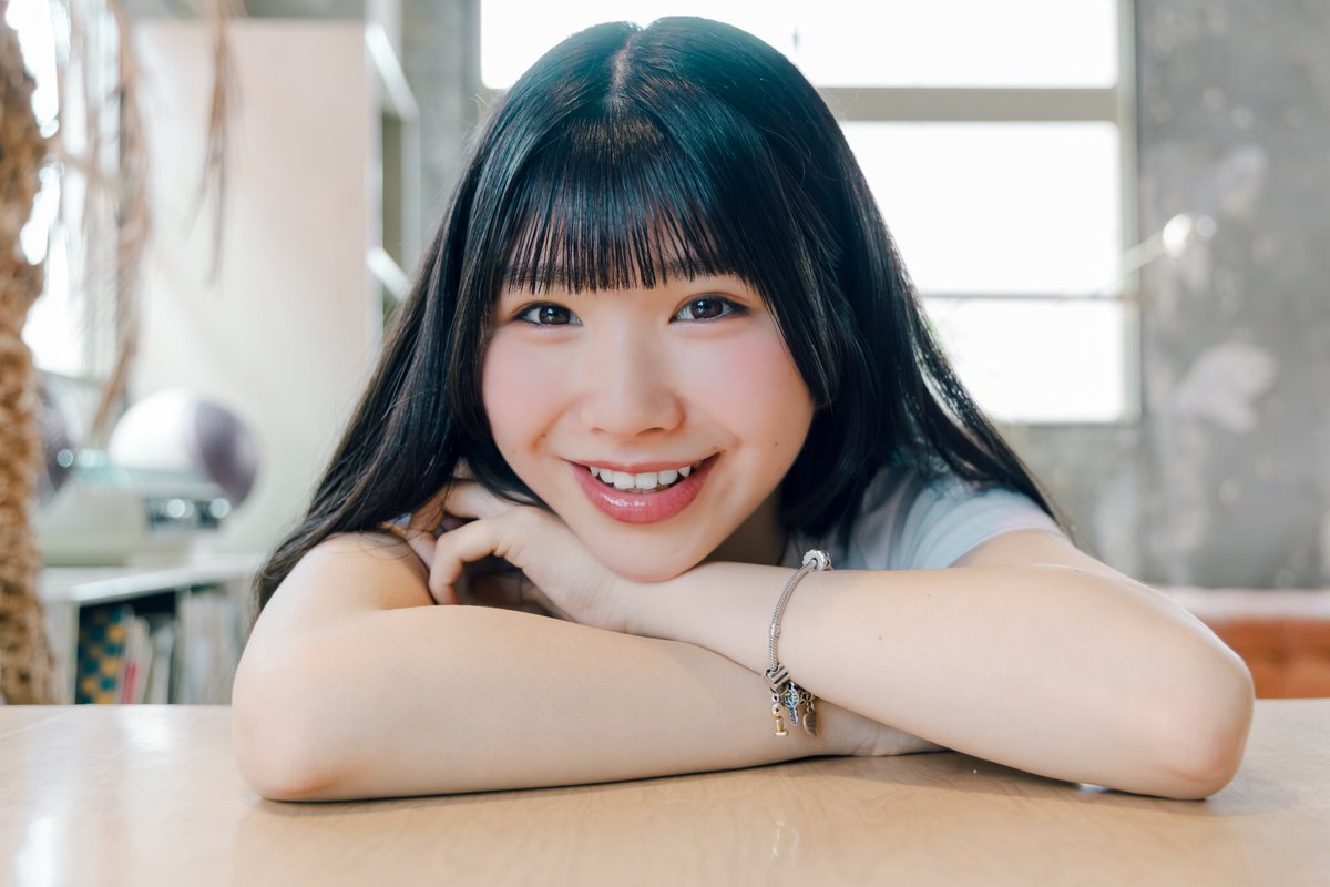 6stringshidari's tweet photo. PHOTO MODELイベント  7/18
たまには本気で撮るバージョン

きちんと撮影するのは初めてだけど指示なしでこんなスマイルショットが撮らしてもらえるなんて
#桜まほ #CHEERFUL https://t.co/Qu00Gvu4fF