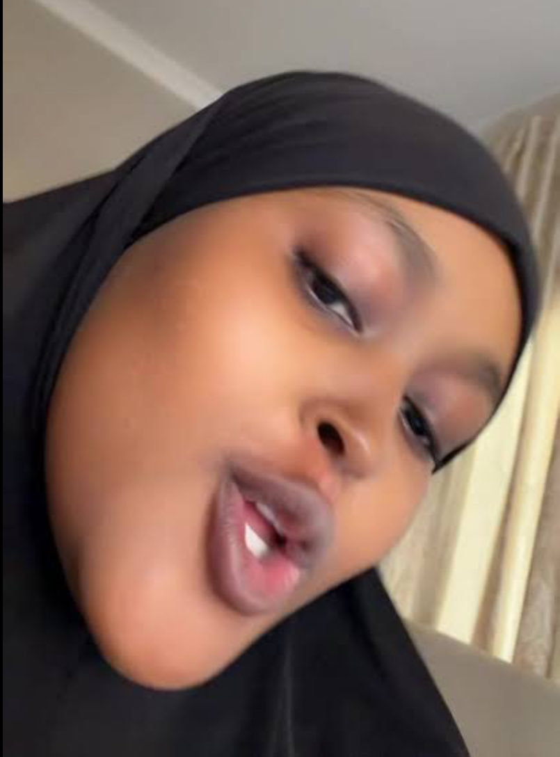 RadioPorky's tweet photo. #Somali hotties https://t.co/pb9N90m02E