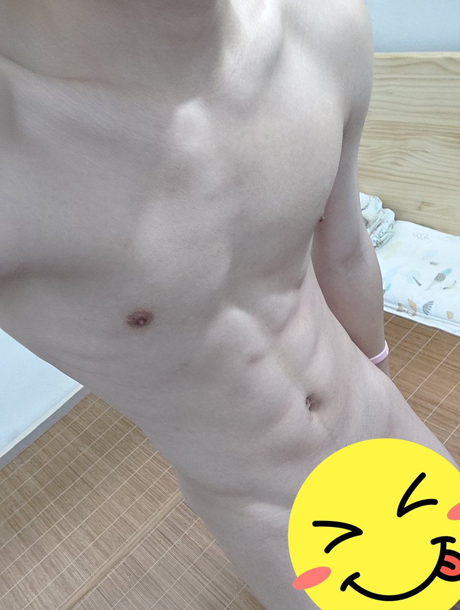 linweibin556's tweet photo. 展示细狗第一视角
#细狗 #薄肌 #冷白皮 https://t.co/LYE9cF0fjl